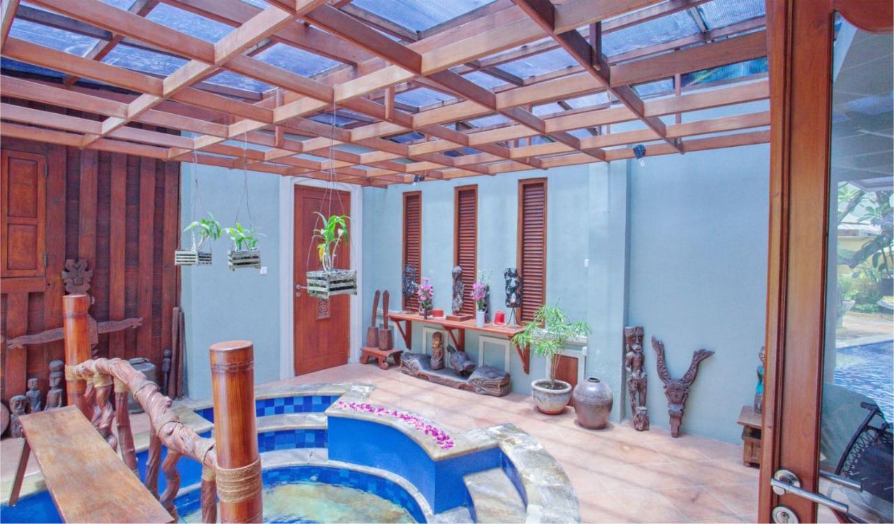 Villa Naga Maya Legian Εξωτερικό φωτογραφία