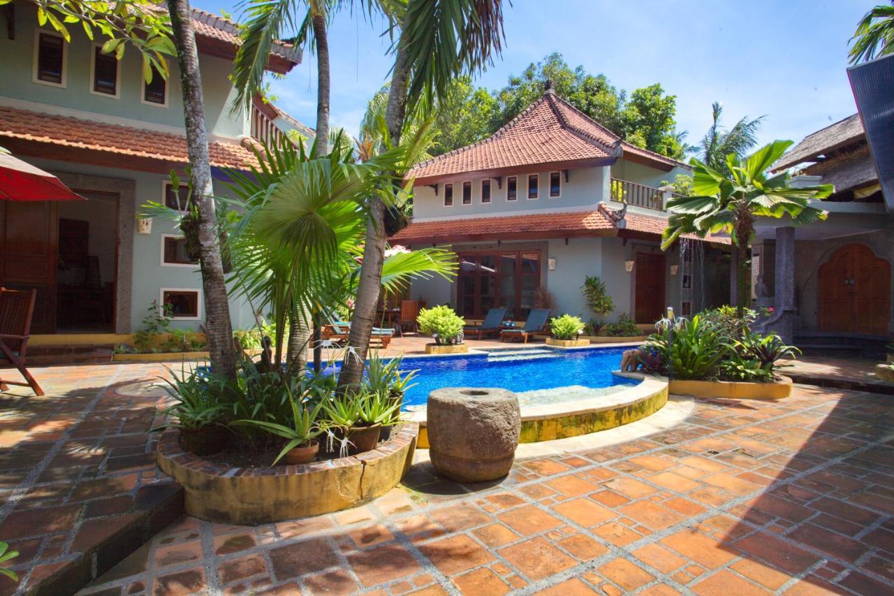 Villa Naga Maya Legian Εξωτερικό φωτογραφία